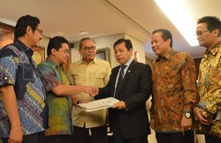 26 Anggota Komisi II Serahkan Dukungan Revisi UU Pilkada ke Ketua DPR