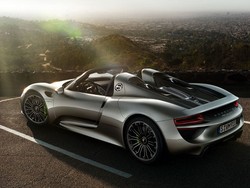 Porsche Tarik Lagi Mobil Termahalnya