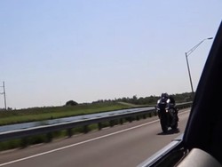 Yamaha R1M Pecundangi Nissan GT-R