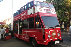 Bus Wisata Semarjawi, Cara Asyik Keliling Kota Lama Semarang