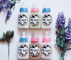 Asyiknya Ngenyot Susu Rasa Nutella dan Matcha dari Botol Bayi