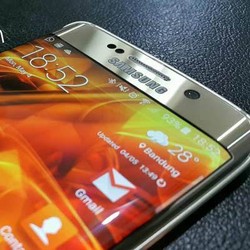 Rahasia di Balik Layar Ngejreng Galaxy S6