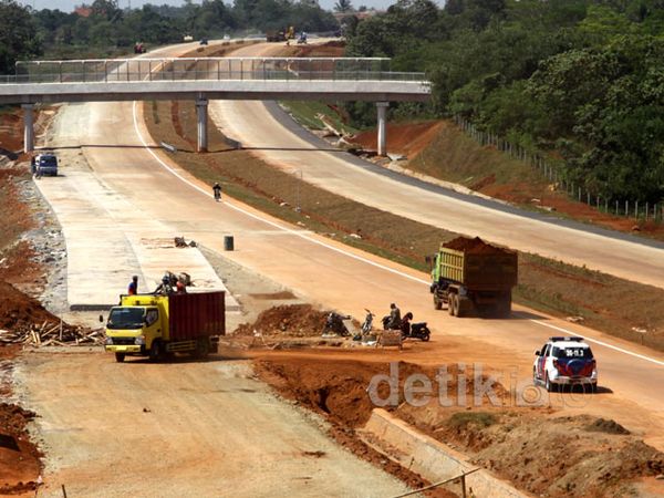 Pengerjaan Tol Cikapali Terus Dikebut