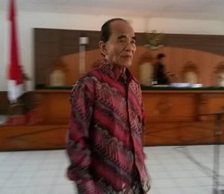 Sidang Digelar 10 Menit, Annas Maamun Dituntut 6 Tahun Penjara