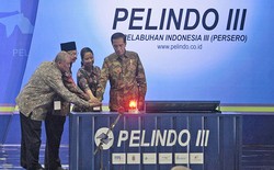 Presiden Jokowi Resmikan Terminal Teluk Lamong dan APBS