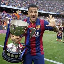 Alves: Nanti Dulu Soal Masa Depan, Sekarang Fokus ke 2 Final