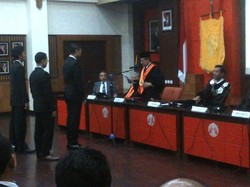 Cerita Politikus Golkar yang Kantongi Gelar Doktor Politik UI ke-69