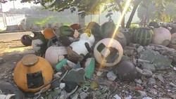 Penampakan Puluhan Tong Sampah Animasi di KBT yang Malah Jadi Sampah