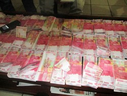 Dipakai Tipu-tipu, ini Rupa Uang Palsu Rp 1 M yang Ditanam Pasutri di Kasur
