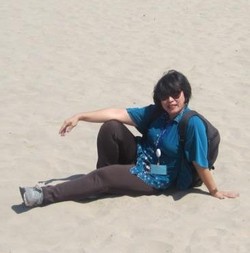 Keprihatinan Hidup Dosen Unair Pemilik Rp 6 Miliar yang Pakai Sepatu Jebol