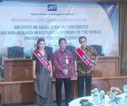 Prananda Prabowo dan Rieke Diah Pitaloka Dikukuhkan Jadi Duta Arsip