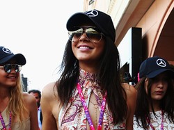 Kendall Jenner Keluhkan Ukuran Payudara yang Makin Besar