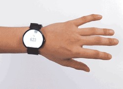 Canggih! Smartwatch Ini Dikontrol Gerakan Tangan