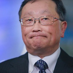 Pendapatan CEO BlackBerry Terjun Bebas