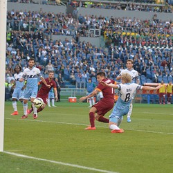 Taklukkan Lazio 2-1, Roma Pastikan Finis Runner-up