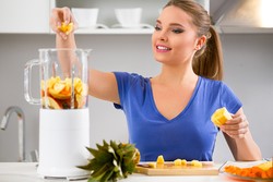 Mau Bikin Smoothies yang Creamy dan Sehat? Ikuti Tips Praktis Ini! (2)