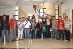 Menlu Retno Imbau WNI di Arab Saudi Pahami Budaya Setempat