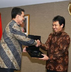 Izin Ngebor 13 Perusahaan Minyak Terancam Dicabut