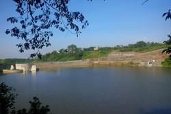 Yang Naik Daun di Semarang: Waduk Jatibarang