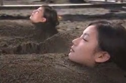 Badan Dikubur, Ini Metode Spa Paling Aneh dari Jepang