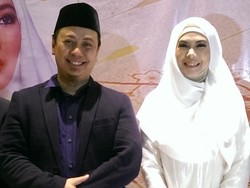 Dulu Pramugari, Kini Liv Vhiena Gandeng Opick Luncurkan Album Religi