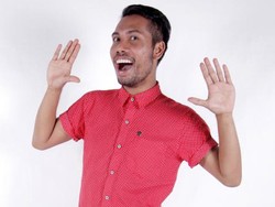 Udin Sedunia Eksis Lagi Lewat Lagu tentang Insial Artis Prostitusi