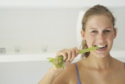 Jangan Malas Makan Sayur! Ini Manfaat Tak Terduganya untuk Telinga