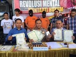 Jual Beli Ijazah Juga Terjadi di Batam Kepri, Barang Ditawarkan via Online