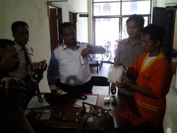 Kirim Paket 1 Kg Sabu, Sopir Taksi ini Dibekuk Polisi