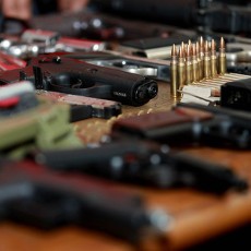 Propam Selidiki Senpi Polisi yang Cekcok dengan Sekuriti Blue Bird