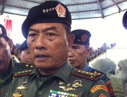 Panglima TNI: Prajurit yang Aneh-aneh Buang Saja!