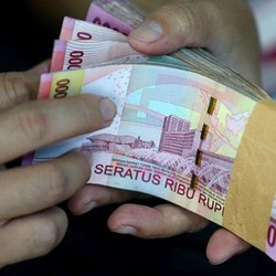 Ekonomi RI Lesu, Omzet Pengusaha Ritel Turun 15%