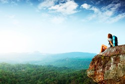 Penting! 7 Etika & Peraturan Saat Naik Gunung