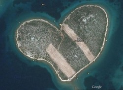 Romantis! Ada Pulau Berbentuk Hati di Kroasia