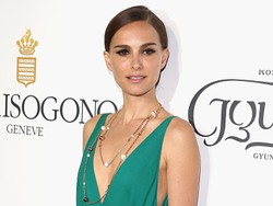 Pidato di Harvard, Natalie Portman Curhat Soal Kuliah dan Karier