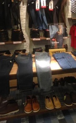 Lee Cooper Rilis Jeans Stretch dengan Benang dari Korea, Creora