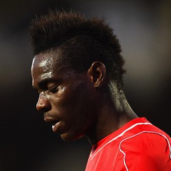 Agen: Balotelli Tak Akan Kemana-mana
