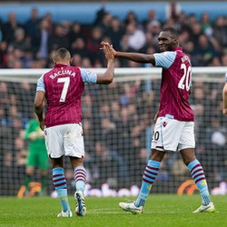 Benteke Diwanti-wanti soal Risiko Bergabung dengan Klub Besar