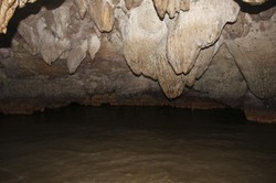 Gua di Sawarna Ini Konon Masih Dihuni Ular Besar