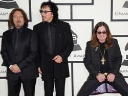 Black Sabbath Rilis Piringan Hitam 8 Album Pertama