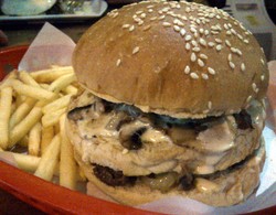 Philly Cheesesteak a la Amerika Bisa Jadi Pilihan Santap Malam