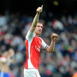 Trauma Juara Dunia, Mertesacker Butuh 6 Bulan untuk Kembali ke Performa Terbaik