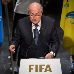 Blatter Harapkan Skandal yang Sedang Melanda FIFA Bisa Jadi Titik Balik