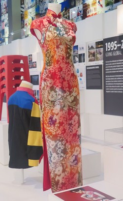 Foto: Melihat Busana Ikonik Singapura dari Masa ke Masa