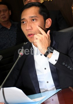 Ibas Tak Jabat Sekjen PD, Syarief Hasan: Mas Ibas Fokus Tugas di Fraksi