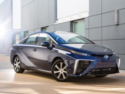 Toyota Pertahankan Merek Mobil Termahal di Dunia