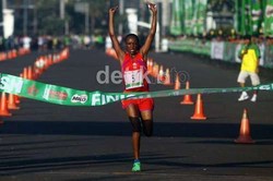 Ada Lomba Lari Jakarta 10K, Perhatikan Perubahan Rute Bus TransJ ini