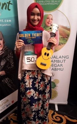 Jago Main Ukulele, Hijabers 17 Tahun Ini Sukses Raih Golden Ticket