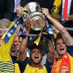 Sudah Dua Piala FA Beruntun, Arsenal Kini Harus Incar Titel Premier League