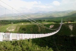 Iran Punya Jembatan Gantung Tertinggi se-Timur Tengah